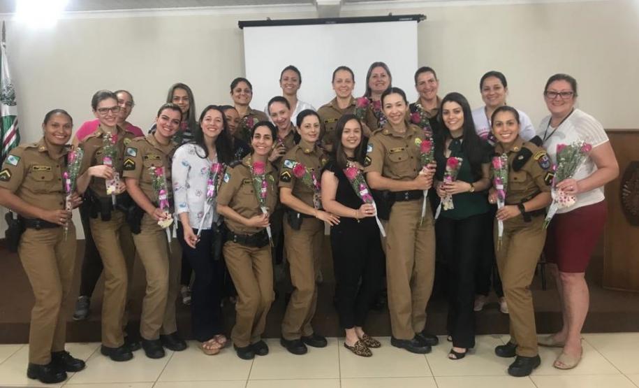 Batalhão da PM de Toledo (PR) promove evento de conscientização à prevenção do câncer de mama