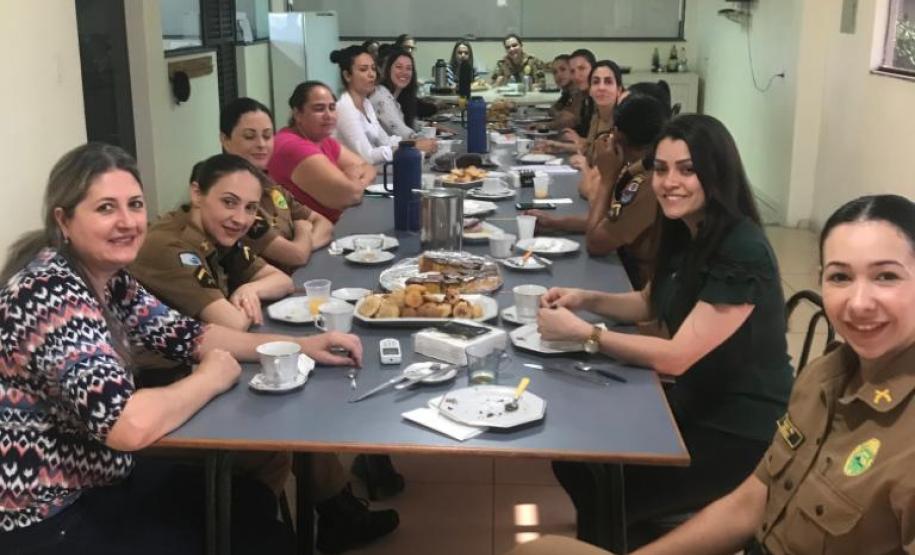 Batalhão da PM de Toledo (PR) promove evento de conscientização à prevenção do câncer de mama