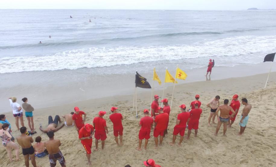 Corpo de Bombeiros seleciona 33 candidatos para o Curso de Capacitação de Guarda-Vidas Civis