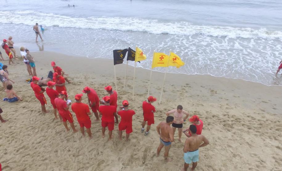 Corpo de Bombeiros seleciona 33 candidatos para o Curso de Capacitação de Guarda-Vidas Civis