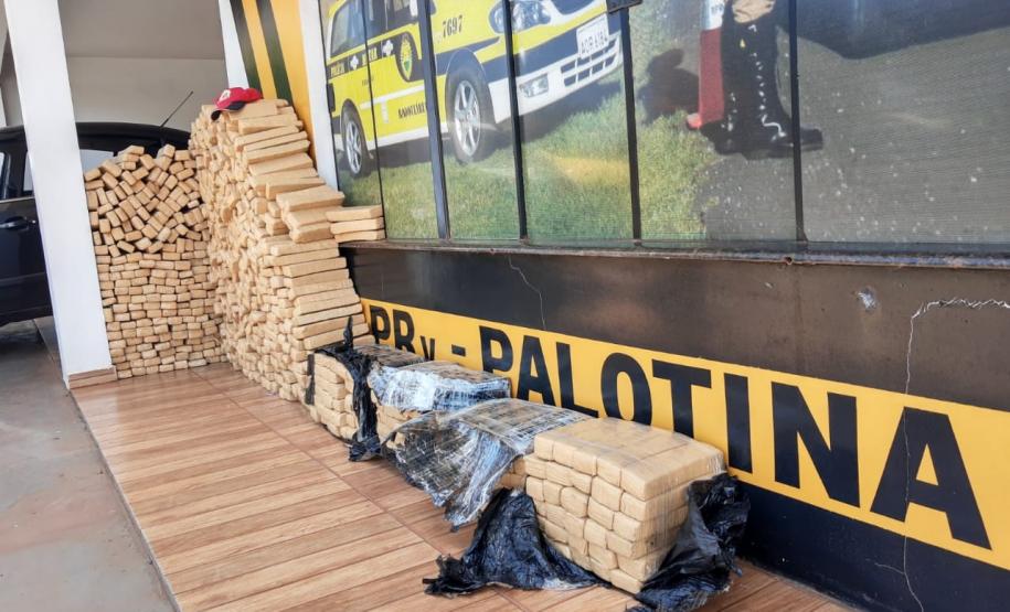 BPRv apreende quase meia tonelada de maconha durante patrulhamento na PR 364, em Palotina (PR)