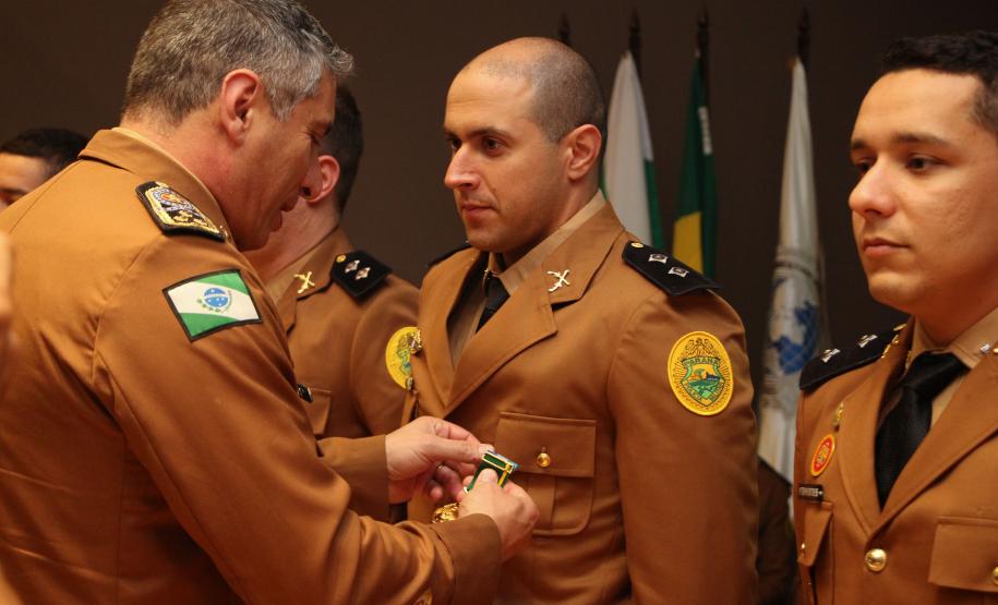 Com entrega de medalhas, o Centro de Educação Física e Desportos da PM comemora 28 anos de criação em Curitiba