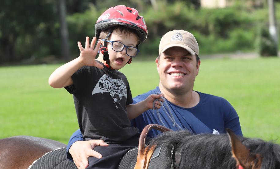 Equoterapia ofertada pela PM já beneficiou 5 mil pessoas