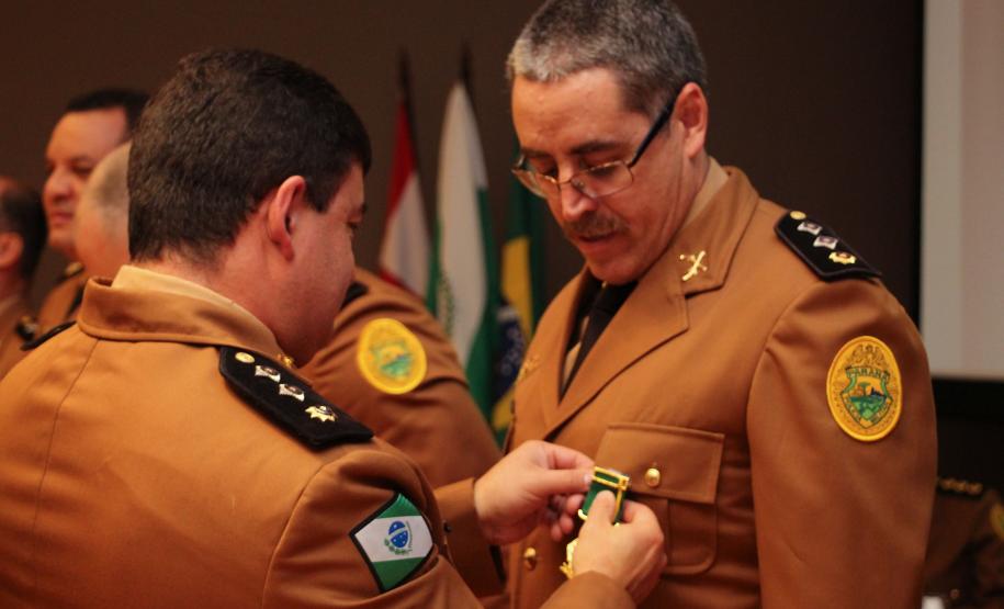 Com entrega de medalhas, o Centro de Educação Física e Desportos da PM comemora 28 anos de criação em Curitiba