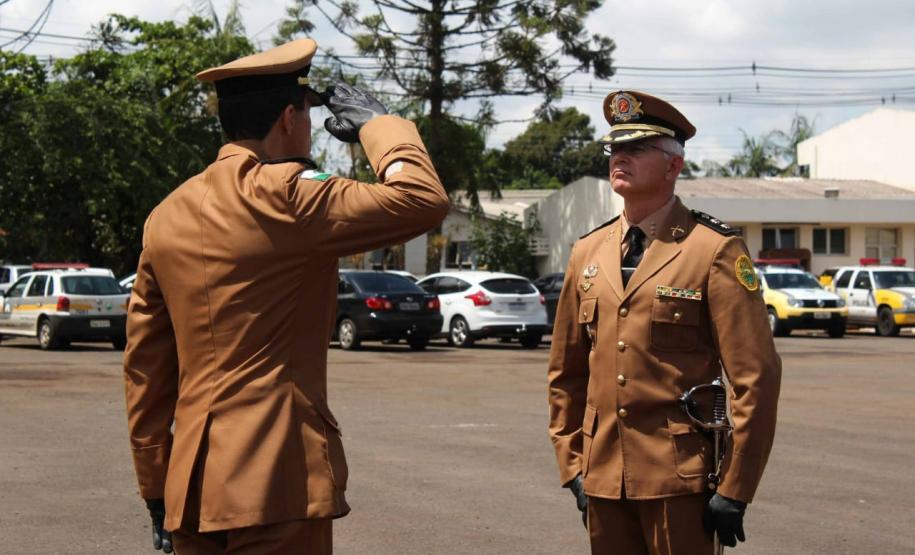 Batalhão de Rolândia (PR) recebe novo Comandante durante solenidade