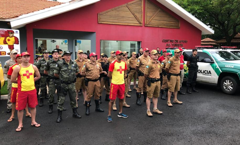 PM reforça o policiamento com a Operação Verão Maior Costa Oeste e lança o APP 190 PR para mais 23 municípios