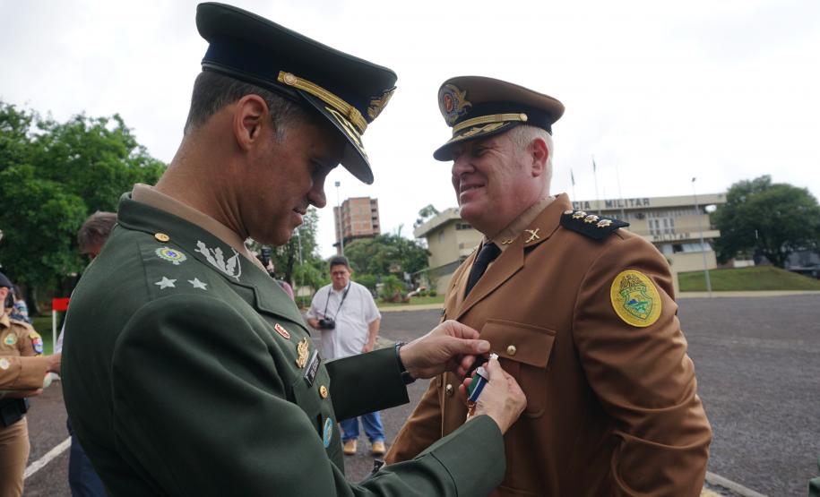 6° Batalhão realiza solenidade em comemoração ao 50 anos da unidade em Cascavel (PR)