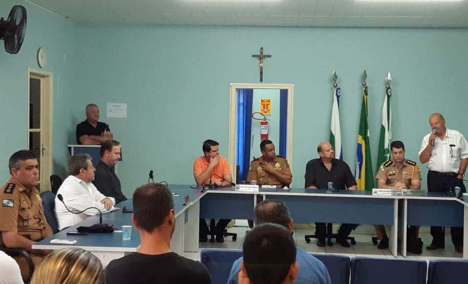 Operação Verão: diversas autoridades se reúnem Rico para discussão de seus detalhes em Porto, no Noroeste do Paraná