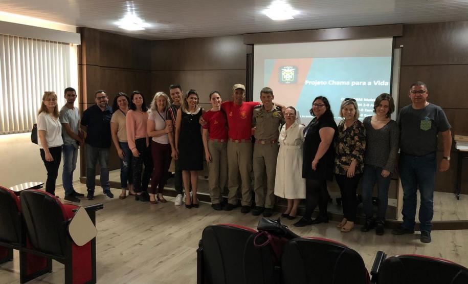 Projeto do Corpo de Bombeiros, dentro do projeto-piloto Em Frente Brasil, beneficia cerca de 6,5 mil alunos de São José dos Pinhais, na RMC