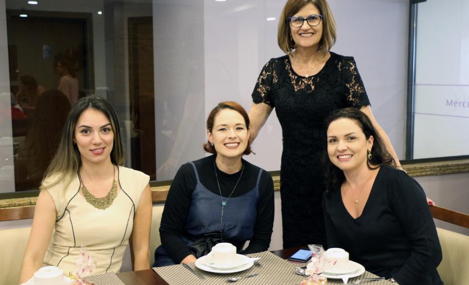 Cruzada Social Cosme e Damião promove confraternização com as voluntárias da entidade em Curitiba