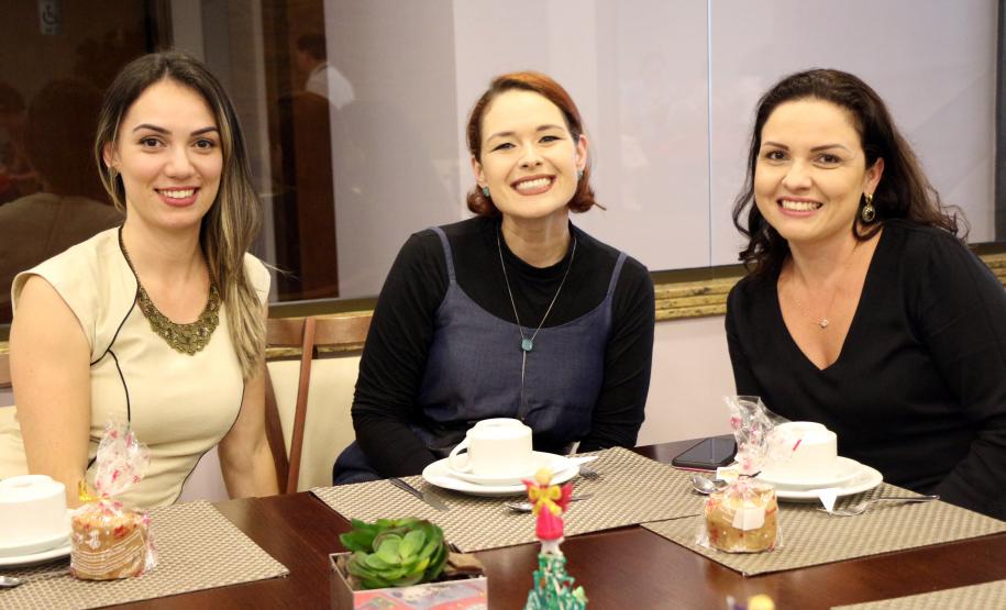 Cruzada Social Cosme e Damião promove confraternização com as voluntárias da entidade em Curitiba