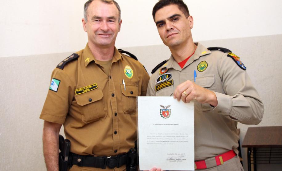 Durante solenidade, oficiais da Diretoria de Pessoal recebem Carta Patente em Curitiba