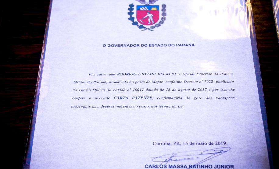 Durante solenidade, oficiais da Diretoria de Pessoal recebem Carta Patente em Curitiba