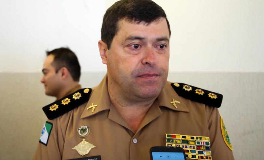 Durante solenidade, oficiais da Diretoria de Pessoal recebem Carta Patente em Curitiba