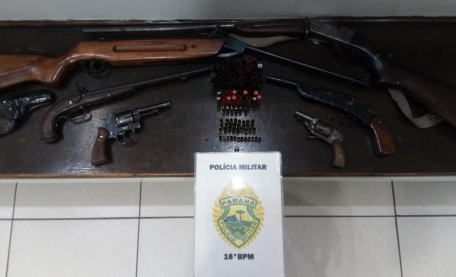 PM apreende oito armas de fogo, além de munições e cigarros contrabandeados no Centro-Sul do estado
