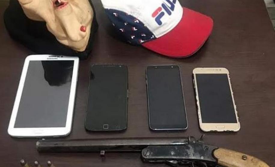 PM recupera objetos roubados e prende três homens envolvidos no crime