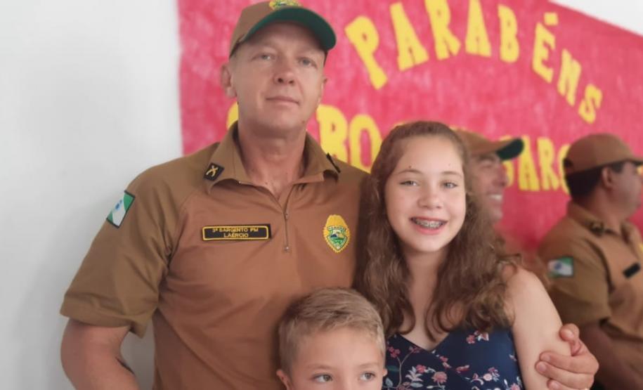 Policiais militares promovidos são homenageados durante solenidade em Pontal do Paraná (PR)