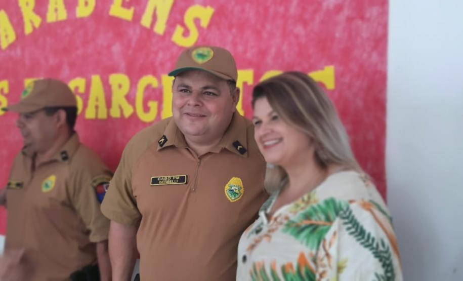 Policiais militares promovidos são homenageados durante solenidade em Pontal do Paraná (PR)