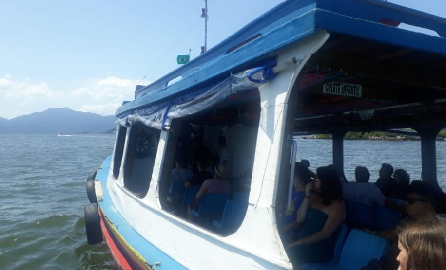 Mulher envolvida com tráfico de drogas é flagrada pela Patrulha Costeira em embarcação na Baía de Paranaguá