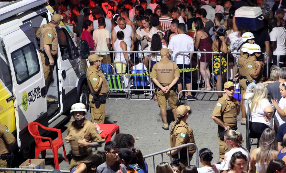 Réveillon 2020 nas praias do Paraná tem menos furtos e casos de perturbação de sossego