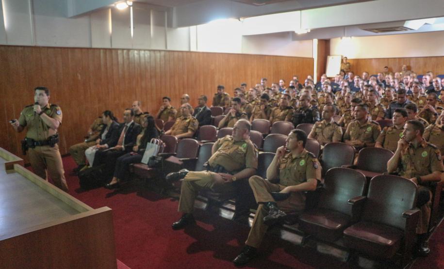 Polícia Militar recebe representantes da JICA com palestras sobre policiamento comunitário em São José dos Pinhais, na RMC