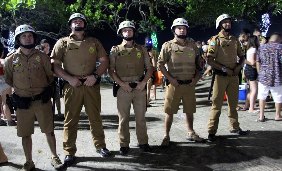 Réveillon 2020 nas praias do Paraná tem menos furtos e casos de perturbação de sossego