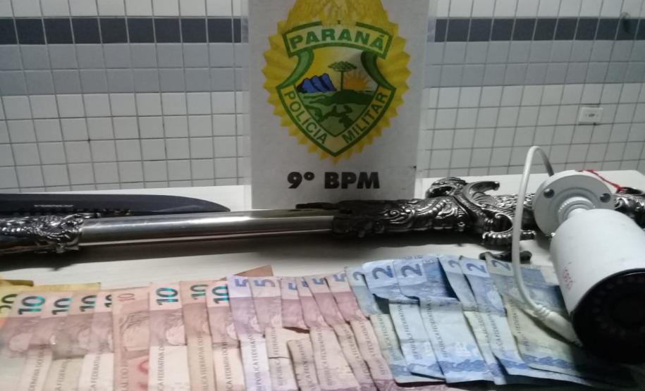 Patrulha do Sossego prende dupla e apreende mais de 80 porções de crack e cocaína em Paranaguá (PR)