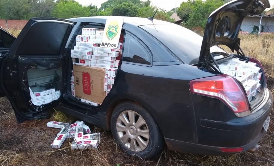 Em ocorrências distintas, BPFron apreende 33,5 pacotes de cigarros, 25 pneus e dois rádio comunicadores contrabandeados no Oeste do Paraná