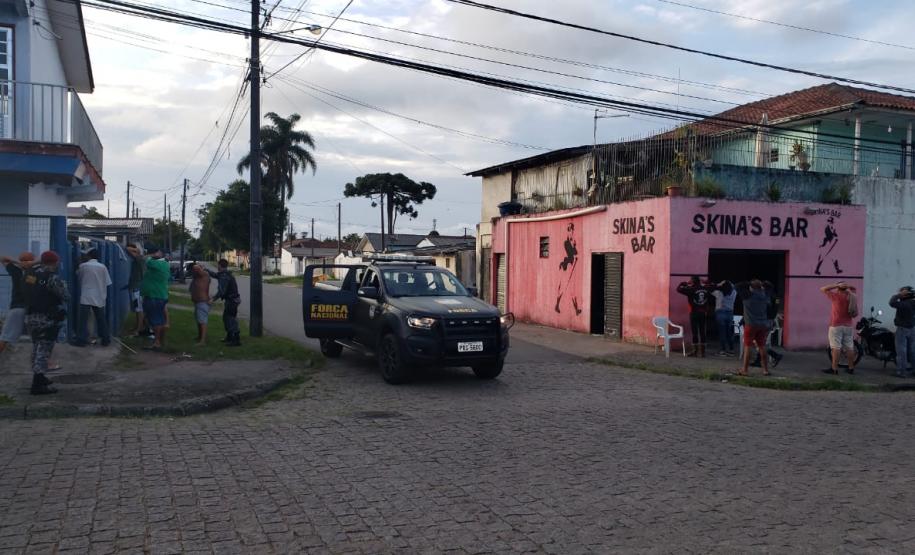 Operação Integrada é desencadeada em São José dos Pinhais, na RMC; arma de fogo é apreendida