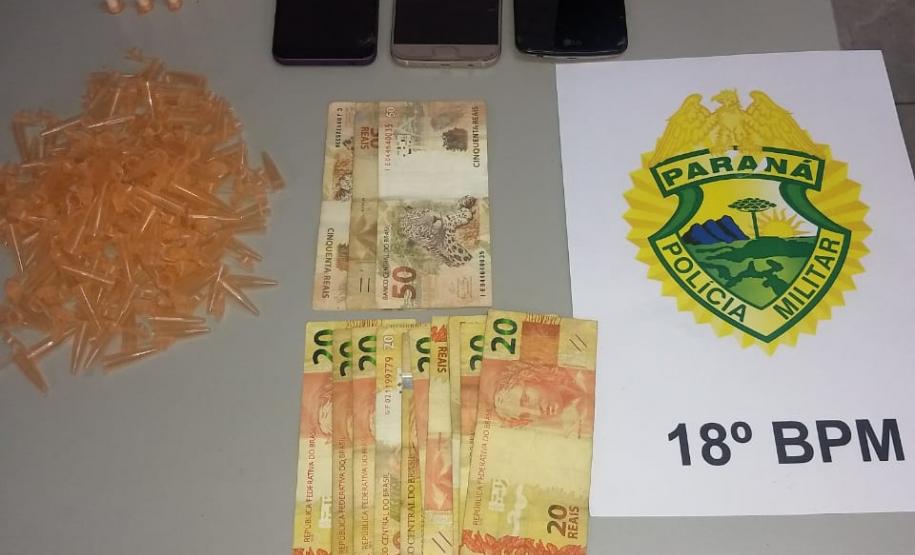 PM deflagra Operação Saturnal contra o tráfico de drogas e apreende armas, drogas e R$ 9,8 mil em dinheiro