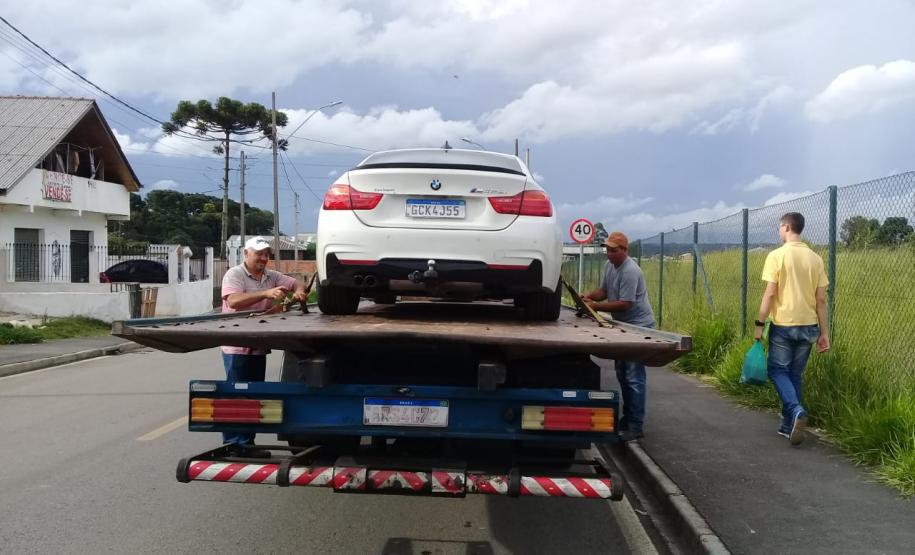 Em Fazenda Rio Grande, na RMC, PM e outros agentes de segurança desencadeiam a Operação Unindo Forças I e abordam mais de 100 pessoas