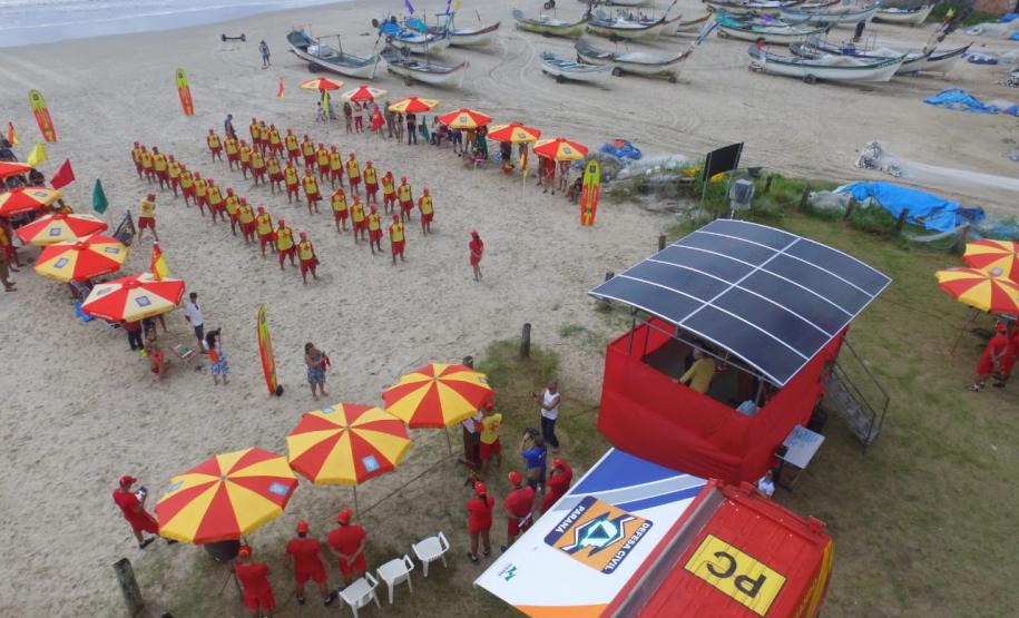 Corpo de Bombeiros forma nova turma de guarda-vidas