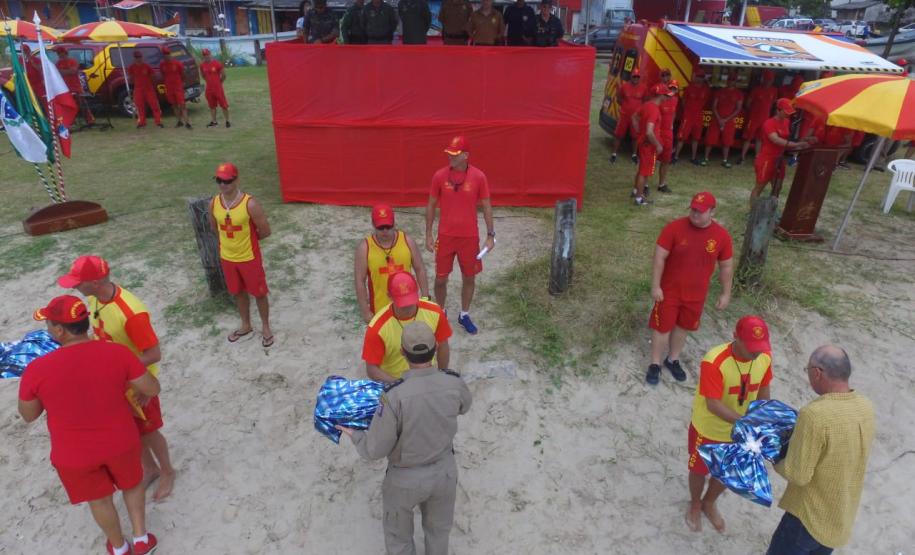 Corpo de Bombeiros forma nova turma de guarda-vidas