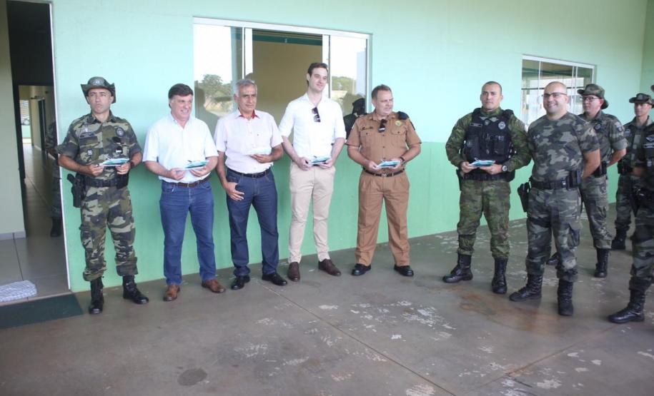 Solenidade marca entrega de embarcação doada ao Batalhão Ambiental de Umuarama (PR)