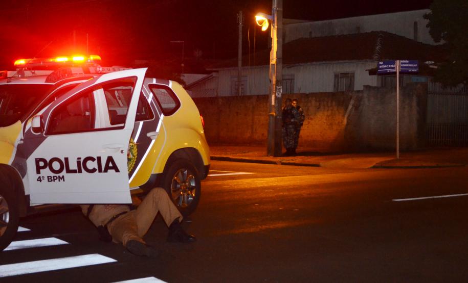 Em Maringá (PR), 4º Batalhão aplica treinamento para intervenção em roubos a banco