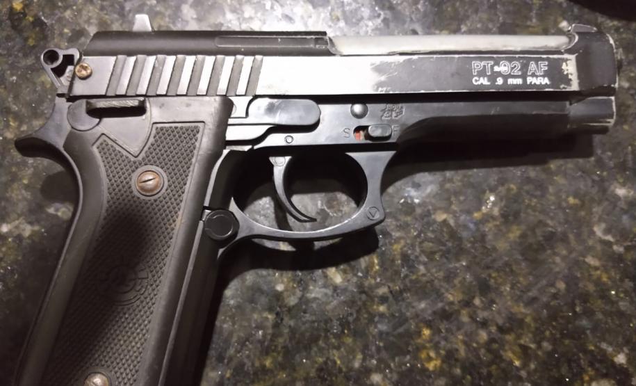 PM aborda ponto de venda de drogas e prende quatro pessoas em Jardim Alegre e Lunardelli, no Centro-Norte do estado