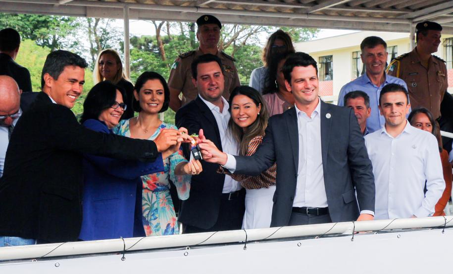 Ministério da Cidadania entrega mais de 230 viaturas durante solenidade na APMG em São José dos Pinhais, na RMC
