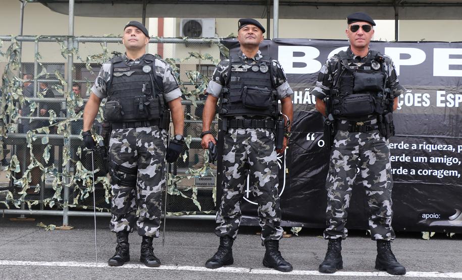 Solenidade marca a troca de Comando do Batalhão de Operações Especiais em Curitiba