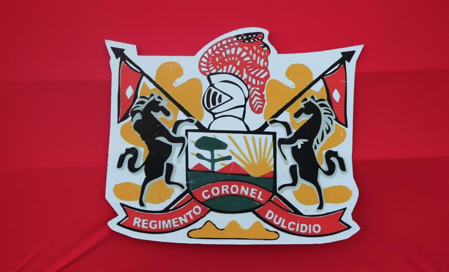 Regimento de Polícia Montada da PM celebra passagem de comando durante solenidade militar em Curitiba