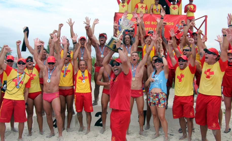 Confraternização entre bombeiros marca 26ª edição do Troféu Elite em Pontal do Paraná (PR)
