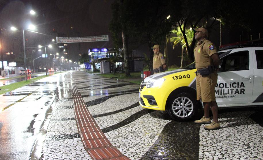 Chuva e intensa movimentação nas rodovias marcam primeiro dia de Carnaval no Litoral; ações preventivas ocorrem em todo Estado