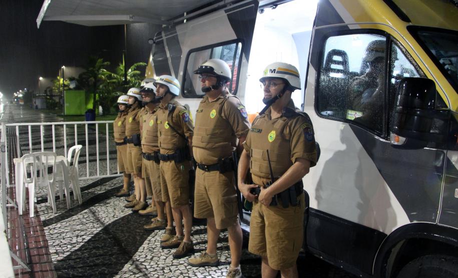 Chuva e intensa movimentação nas rodovias marcam primeiro dia de Carnaval no Litoral; ações preventivas ocorrem em todo Estado