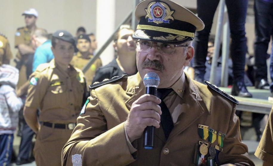 Regimento de Polícia Montada da PM celebra passagem de comando durante solenidade militar em Curitiba