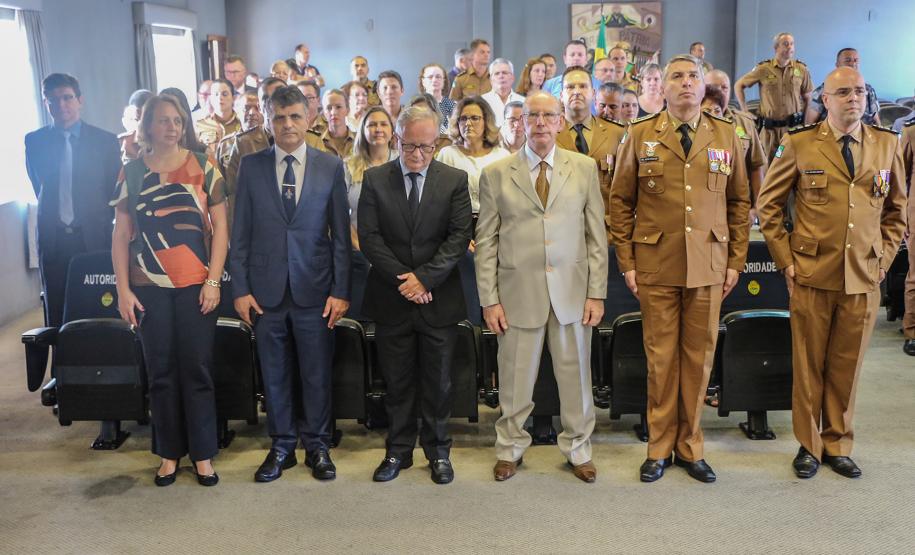 Hospital da Polícia Militar recebe novo comandante e homenageia profissionais da saúde em solenidade na Capital do estado