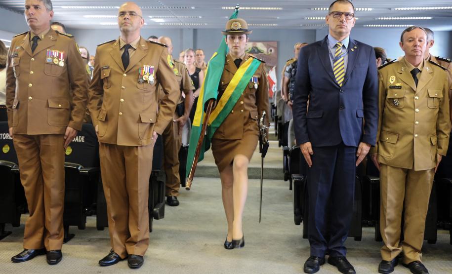 Hospital da Polícia Militar recebe novo comandante e homenageia profissionais da saúde em solenidade na Capital do estado