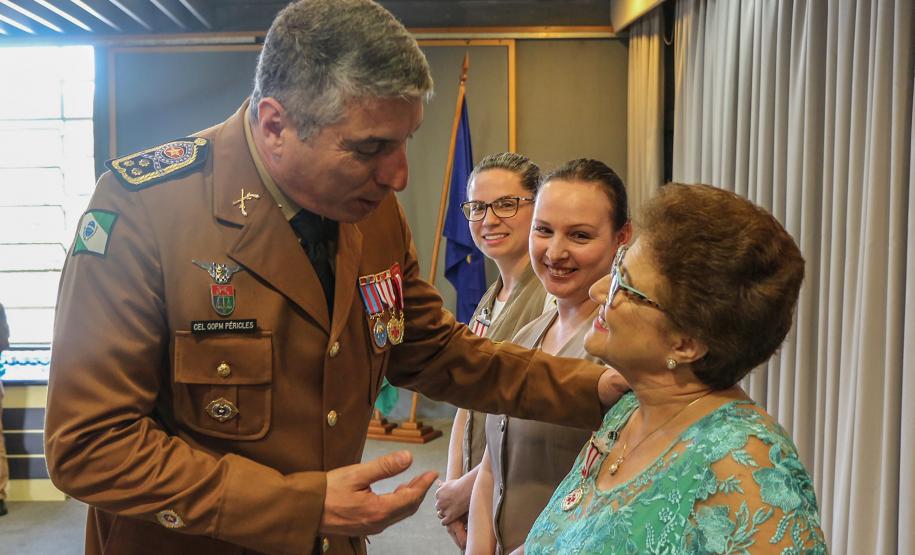 Hospital da Polícia Militar recebe novo comandante e homenageia profissionais da saúde em solenidade na Capital do estado
