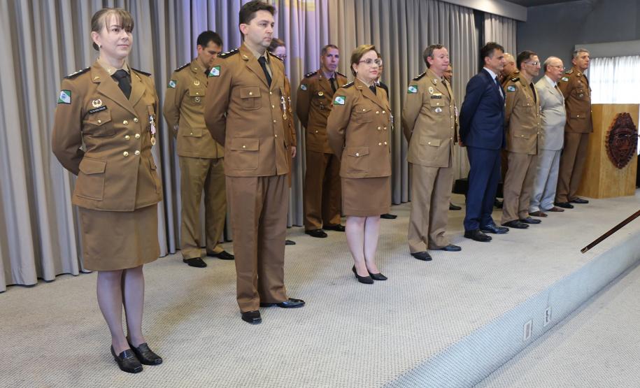 Hospital da Polícia Militar recebe novo comandante e homenageia profissionais da saúde em solenidade na Capital do estado