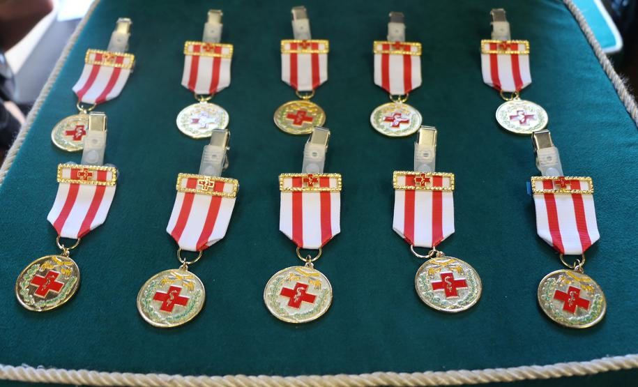 Hospital da Polícia Militar recebe novo comandante e homenageia profissionais da saúde em solenidade na Capital do estado