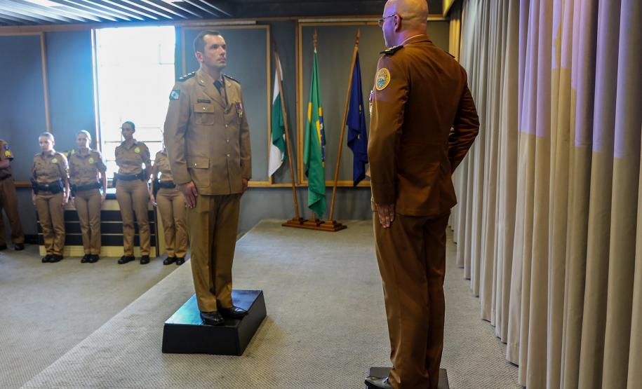 Hospital da Polícia Militar recebe novo comandante e homenageia profissionais da saúde em solenidade na Capital do estado