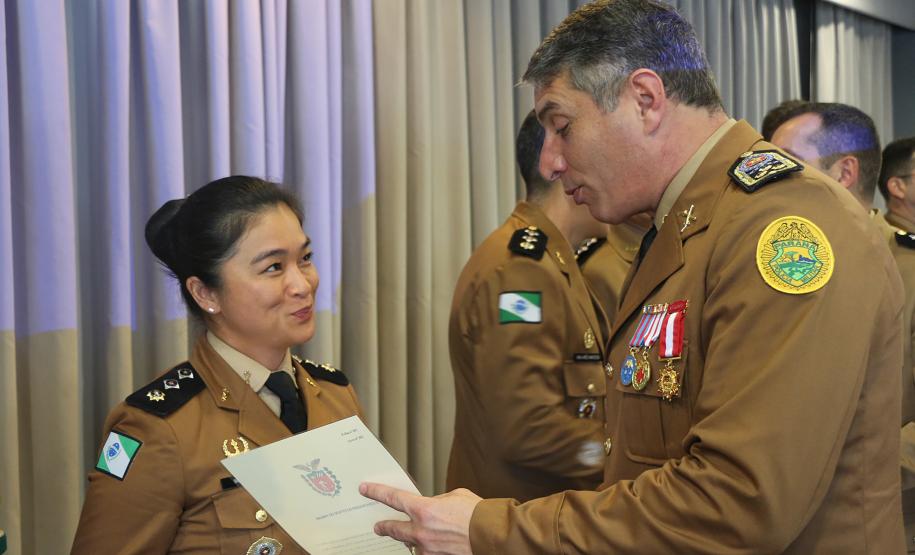 Hospital da Polícia Militar recebe novo comandante e homenageia profissionais da saúde em solenidade na Capital do estado